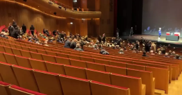 Türk sanat müziğinin usta ismi Muazzez Abacı’nın anma töreninde salon dolmadı