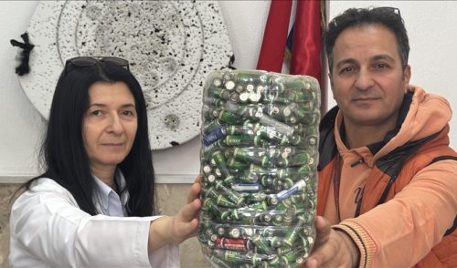 Yaptıkları uygulamayla öğrencilere çevre bilinci aşılıyor